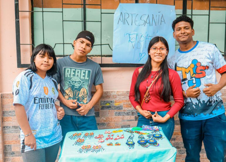 photo_5080466812885381347_y