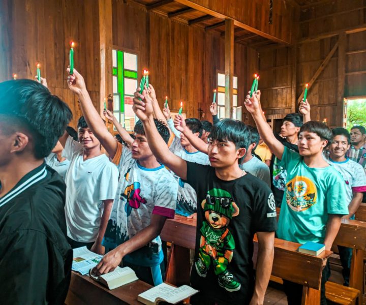 photo_5183693693259984240_y